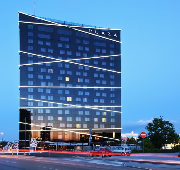 Hotel Plaza, BTC